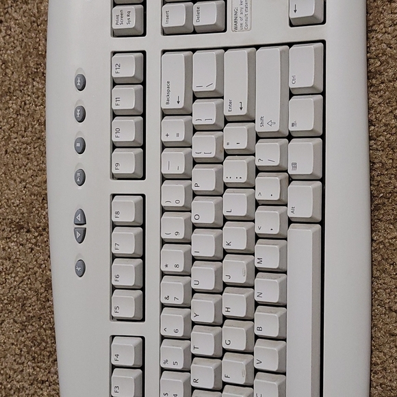 Logitech cordless Itouch keyboard - Picture 4 of 5
